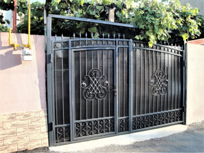 Casa in zona Delfinariu