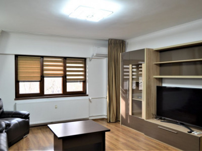 Apartament 3 camere, zona Capitol - Bd. Mamaia