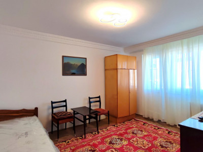 Apartament 2 camere decomandat in zona Complex Km 4-5