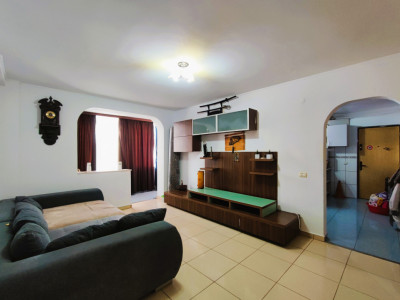 Apartament cu 3 camere de inchiriat in centru, bd. Ferdinand