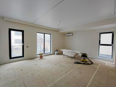 Apartament cu 3 camere si loc de parcare de vanzare in Tomis Plus