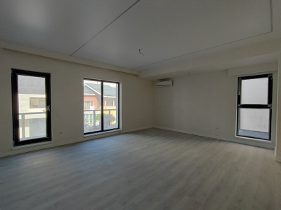 Apartament cu 3 camere si loc de parcare de vanzare in Tomis Plus