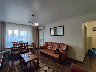 Apartament 3 camere si loc de parcare de inchiriat in Inel 1
