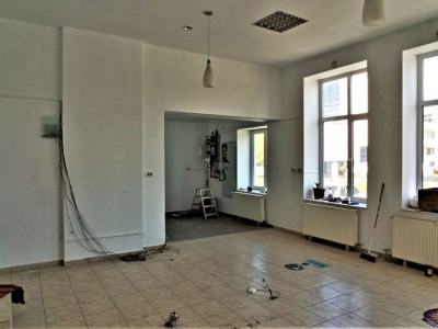 Faleza Nord - Bd. Mamaia, spatiu comercial